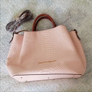 Dooney and Bourke Large City Barlow bag